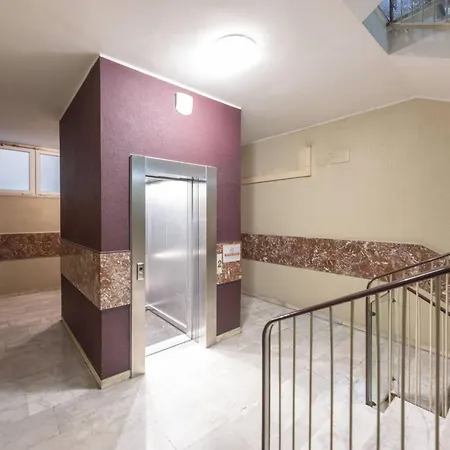 Maison Masini 2, By Short Holidays